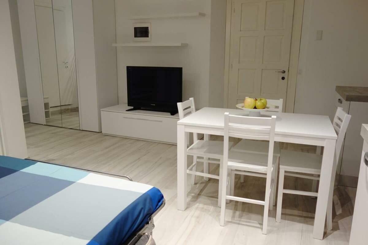 Ferienwohnung Ca Di Baragett Mandello del Lario Exterior foto